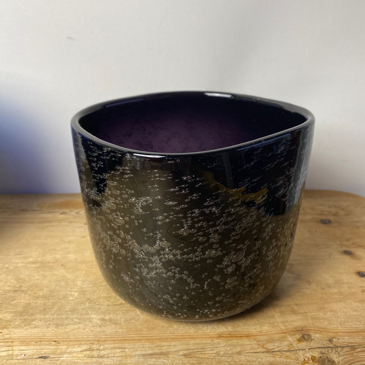 Mørk lilla bolle, Severin Brørby, Hadeland Glassverk