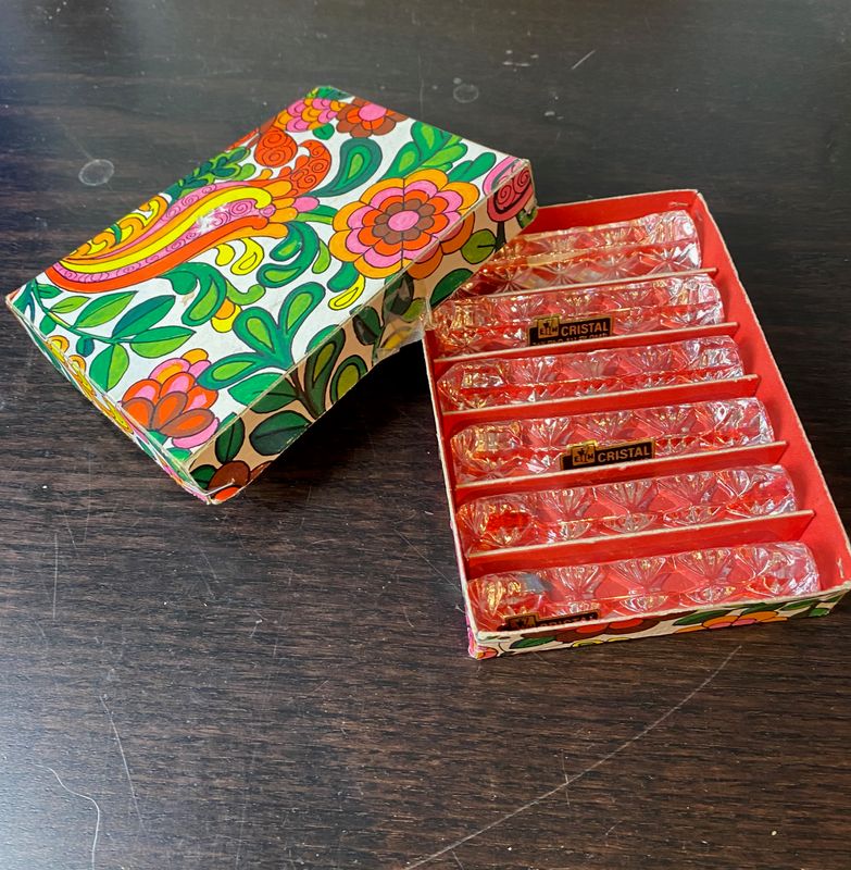 Knivstoler i krystall