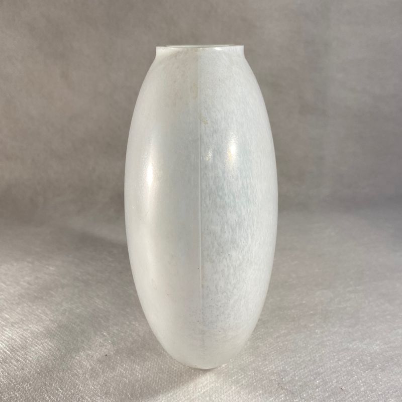 Bertil Valien, vase