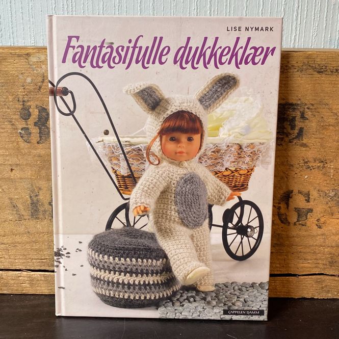 Hovedbilde Lise Nymark - Fantasifulle dukkeklær